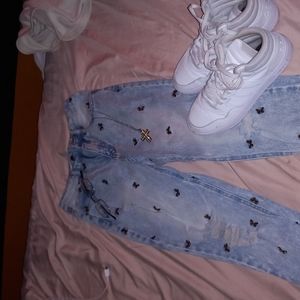 Butterfly jeans